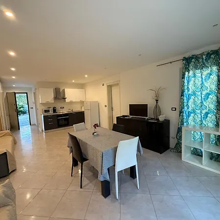 Appartement Angelina Front Grimaud